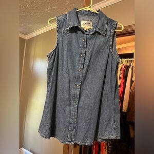 Back in the Saddle Jean top! Size medium.